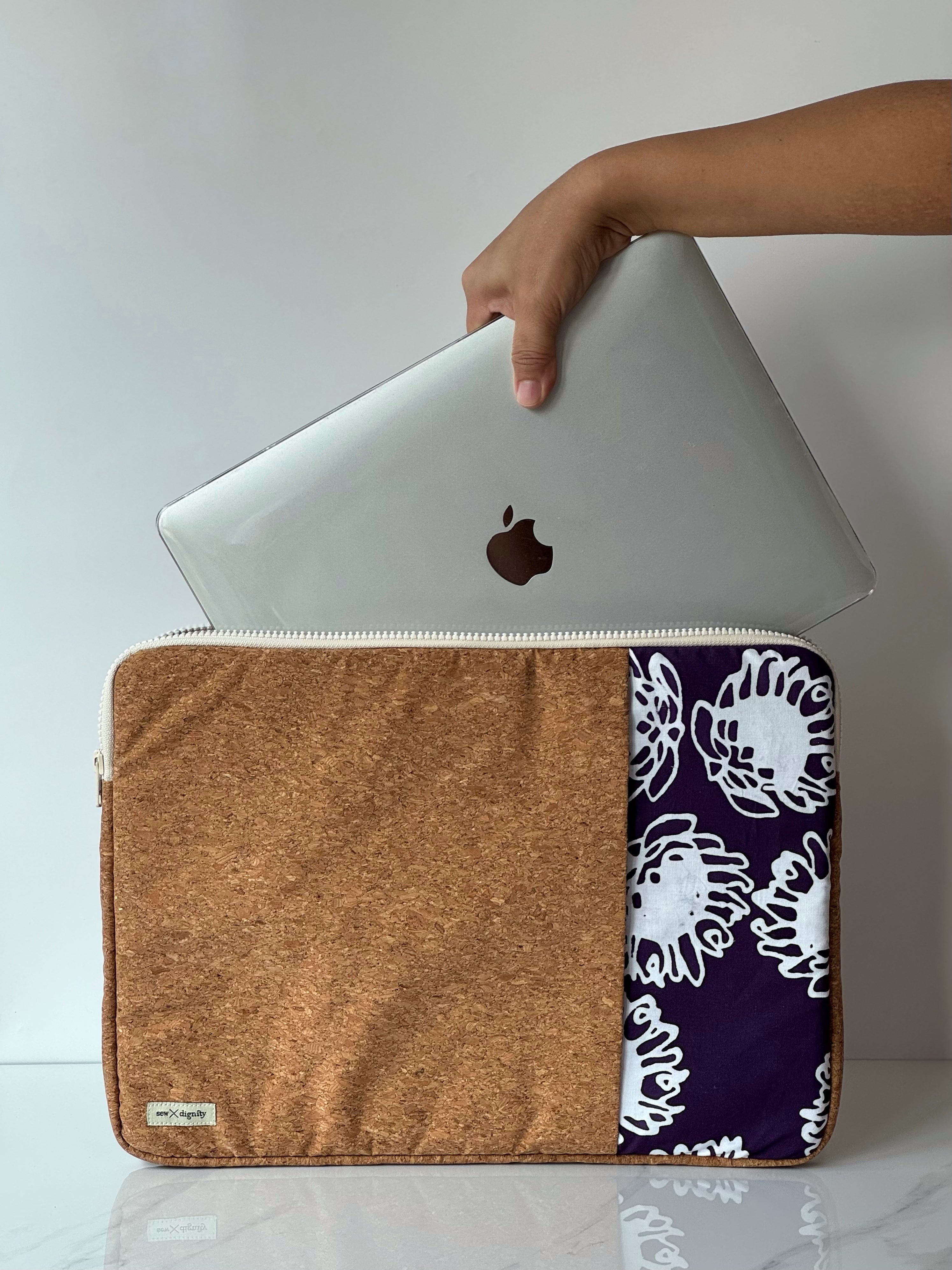 Batik Laptop Sleeve 15"