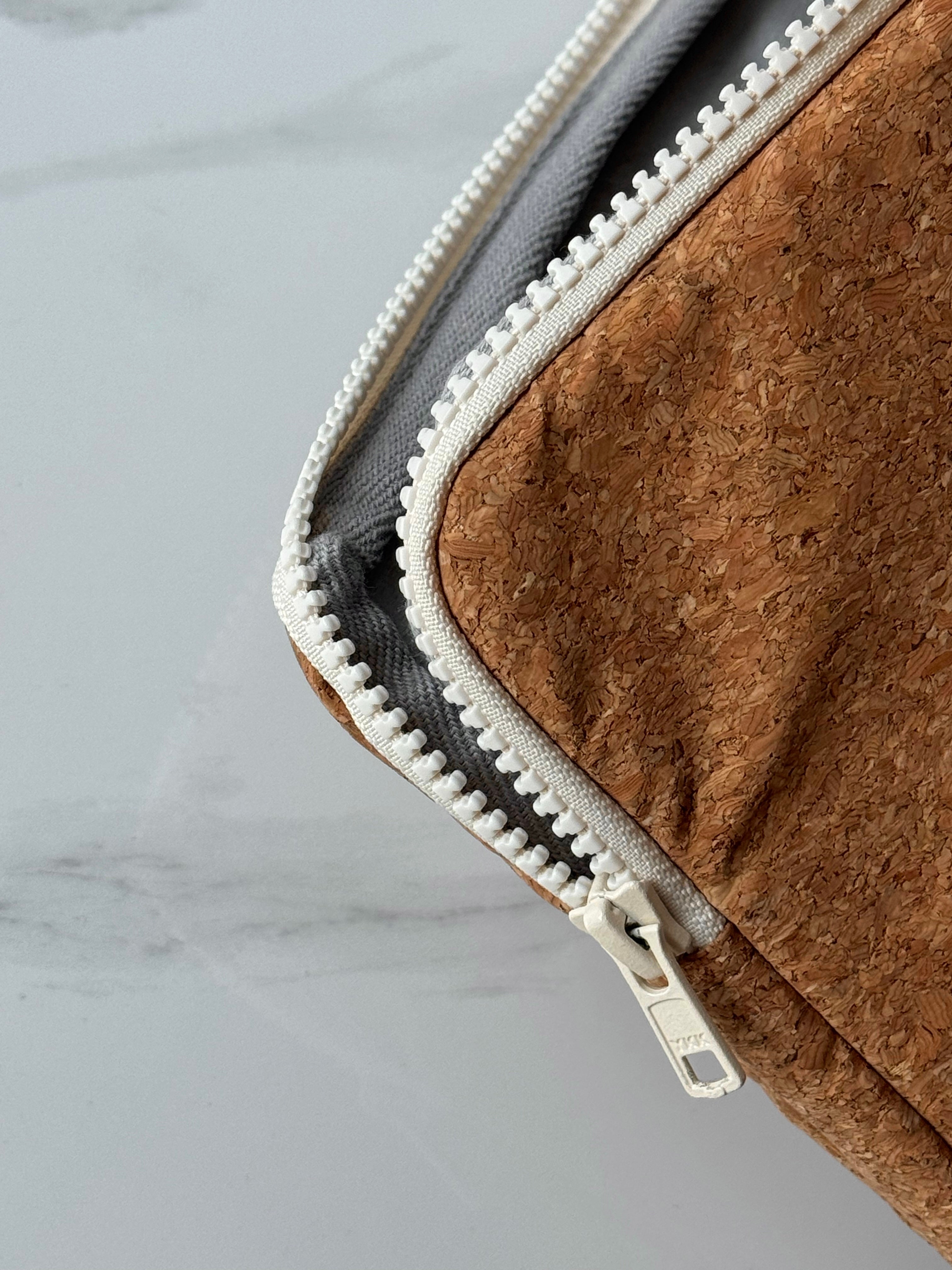 Batik Laptop Sleeve 15"