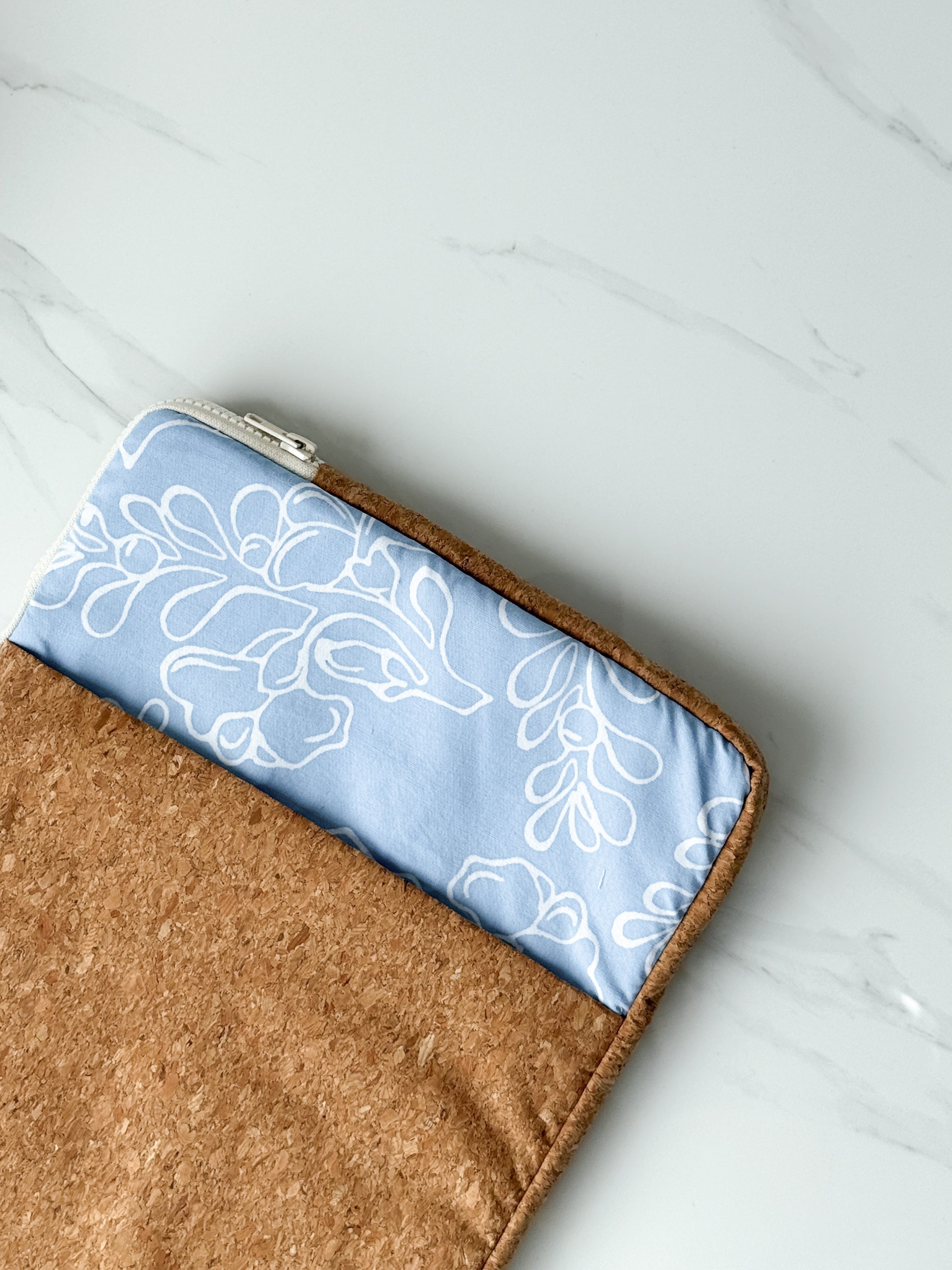 Batik Laptop Sleeve 15"